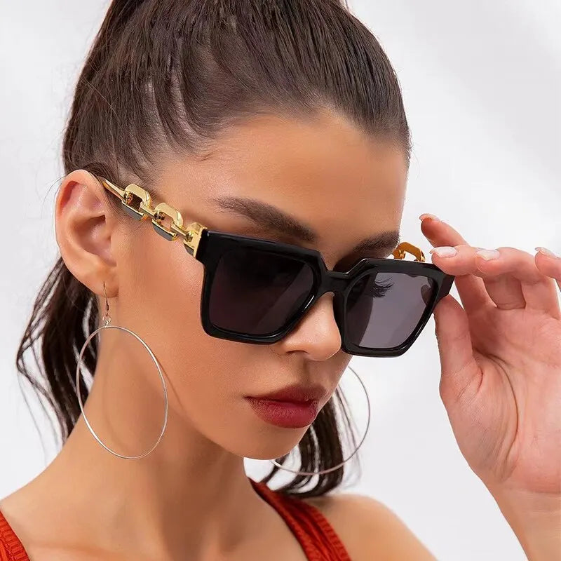 Dazzling golden style sunglasses