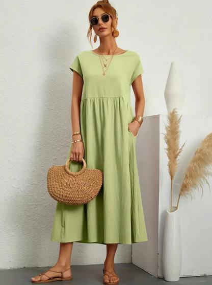 Susanne - Elegant dress with short sleeves